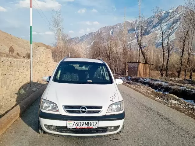Opel Zafira, 2004 1, avtobaza.tj