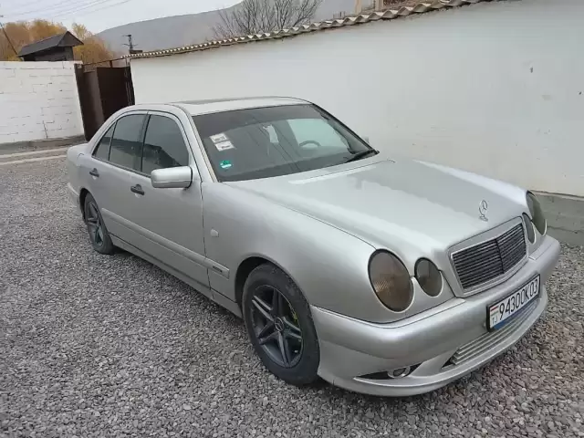 Mercedes-Benz E class, 1996 1, avtobaza.tj