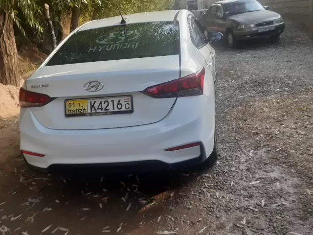 Hyundai Solaris, 2018 1, avtobaza.tj