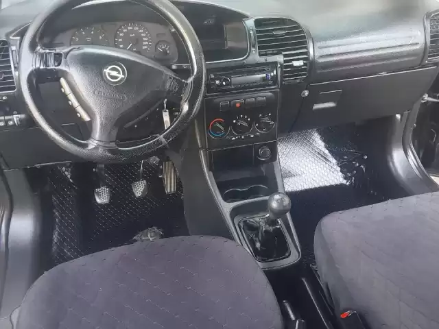 Opel Zafira, 1999 1, avtobaza.tj