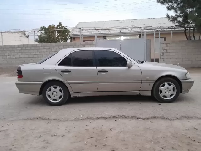 Mercedes-Benz C class 1, avtobaza.tj