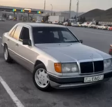 Mercedes-Benz W124, 1993 в Худжанд