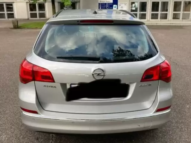 Opel Astra J, 2016 1, avtobaza.tj