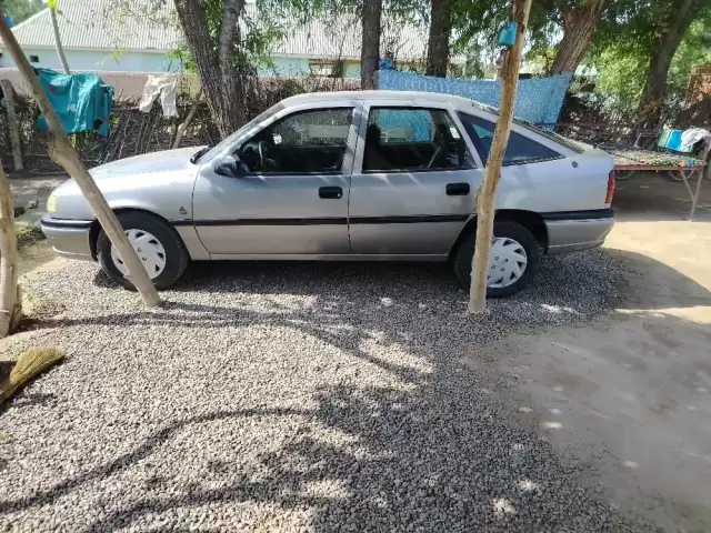 Opel Vectra A, 1994 1, avtobaza.tj