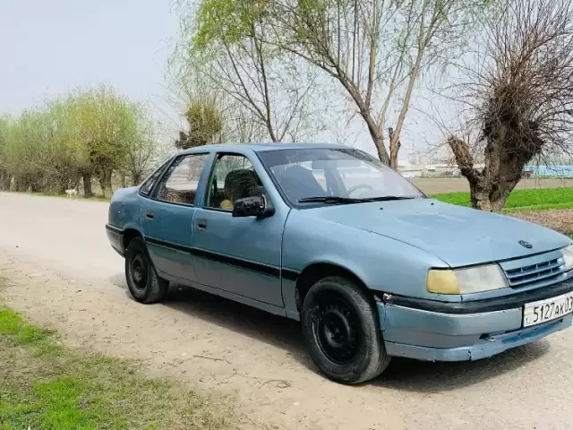 Opel Vectra A, 1992 1, avtobaza.tj Opel Vectra A, 1992 1, avtobaza.tj