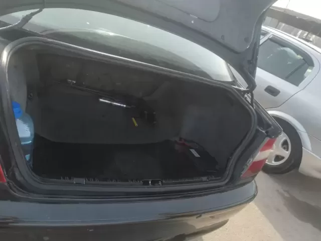 BMW 3 Series 318, 2002 1, avtobaza.tj