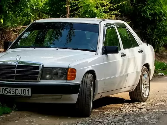 Mercedes-Benz 190, 1990 1, avtobaza.tj