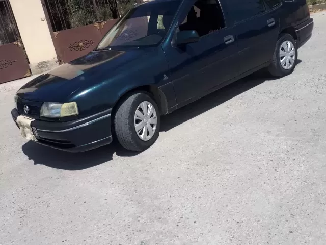 Opel Vectra A 1, avtobaza.tj