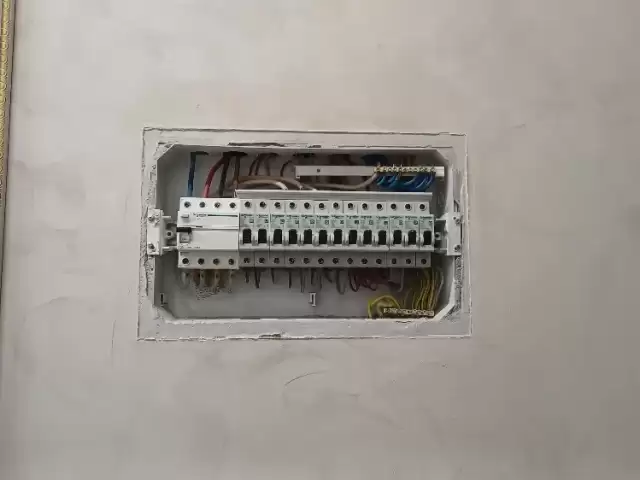 Услуги Электрика 1, farmo.tj