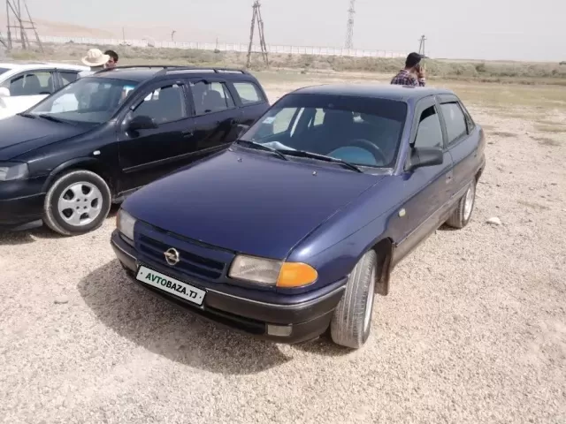 Opel Astra F 1, avtobaza.tj