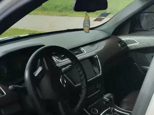 Landwind X7, 2016 1, avtobaza.tj