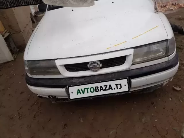 Opel Vectra A 1, avtobaza.tj