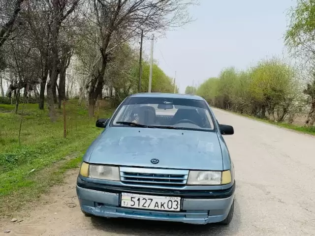Opel Vectra A, 1992 1, avtobaza.tj Opel Vectra A, 1992 1, avtobaza.tj