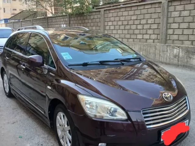 Toyota Mark X ZiO 1, avtobaza.tj