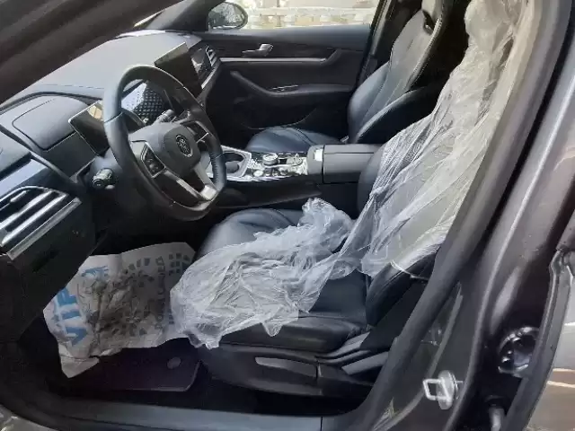 BYD Qin Plus, 2025 1, avtobaza.tj