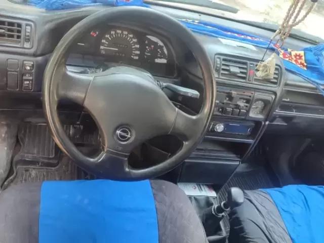 Opel Vectra A, 1992 1, avtobaza.tj