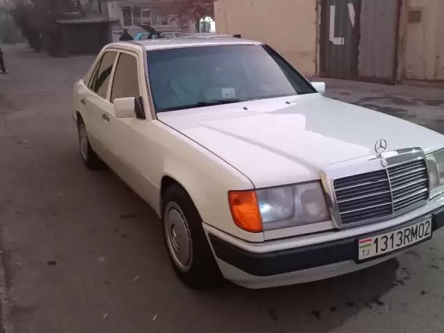 Mercedes-Benz W124, 1991 1, avtobaza.tj