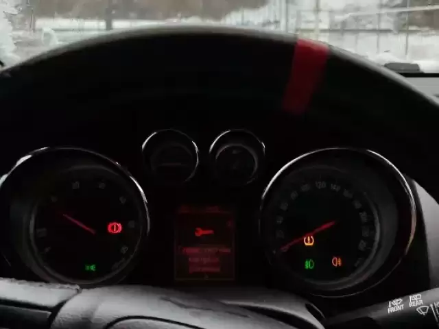 Opel Astra J, 2015 1, avtobaza.tj