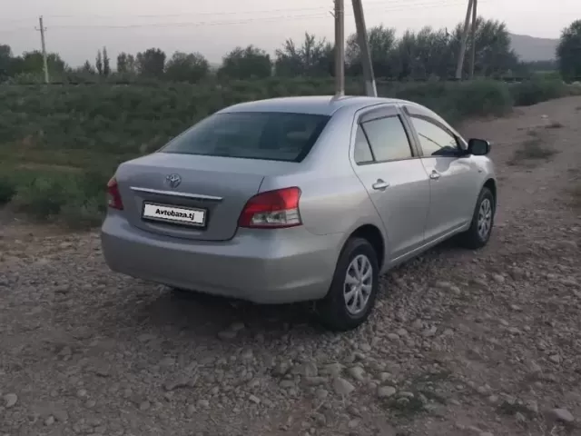 Toyota Belta 1, avtobaza.tj