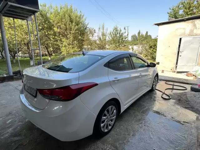 Hyundai Elantra, 2013 1, avtobaza.tj