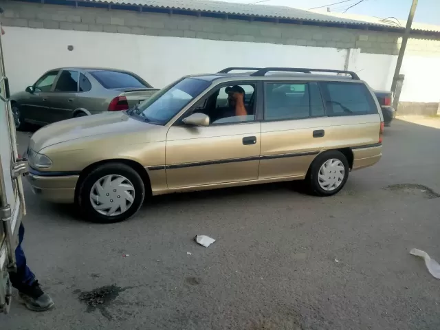 Opel Astra F 1, avtobaza.tj