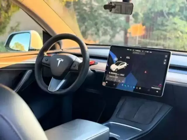Tesla Model Y, 2021 1, avtobaza.tj