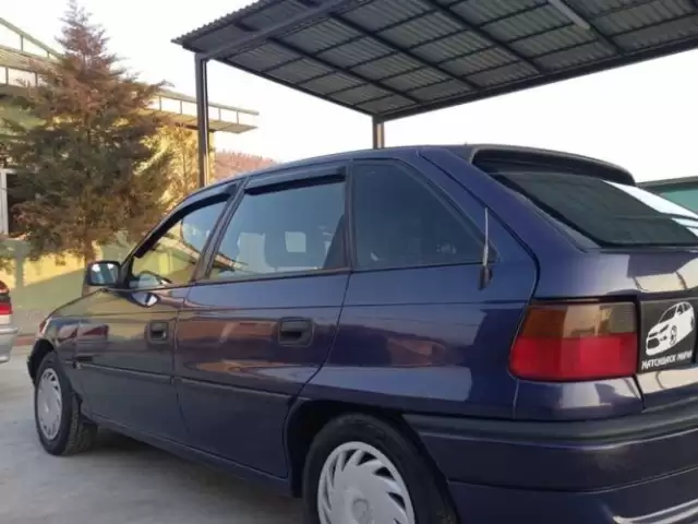 Opel Astra F 1, avtobaza.tj