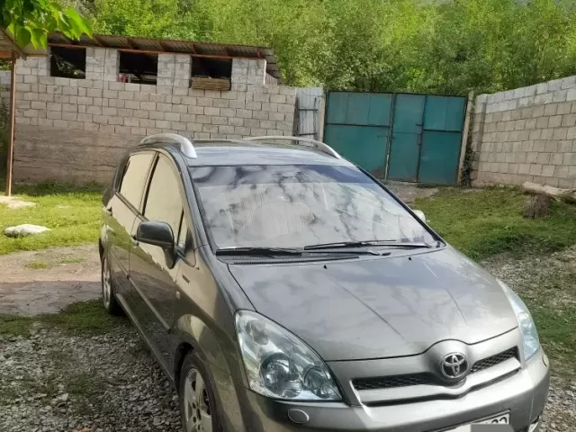 Toyota Corola Verso 1, avtobaza.tj