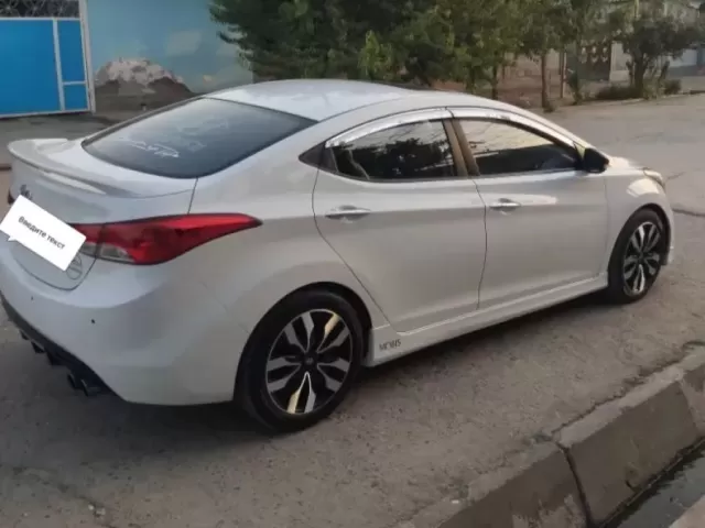 Hyundai Avante, 2014 1, avtobaza.tj