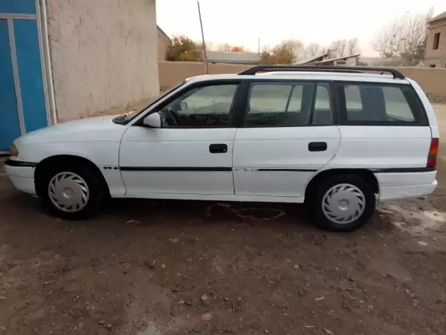 Opel Astra F, 1993 1, avtobaza.tj Opel Astra F, 1993 1, avtobaza.tj