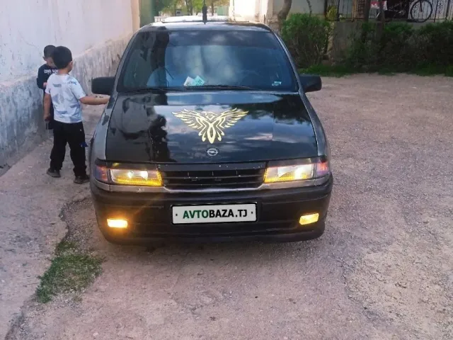 Opel Vectra A 1, avtobaza.tj