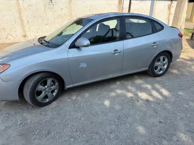 Hyundai Avante, 2010 1, avtobaza.tj