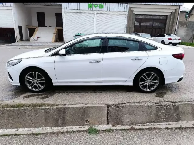 Hyundai Sonata, 2018 1, avtobaza.tj