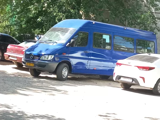 Mercedes-Benz Sprinter, 2004 1, avtobaza.tj