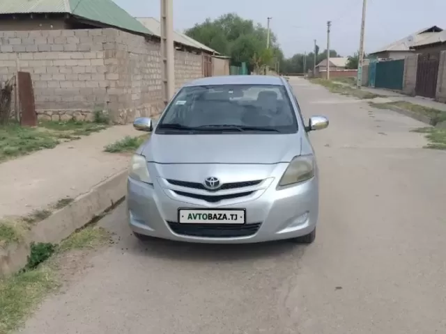 Toyota Belta 1, avtobaza.tj