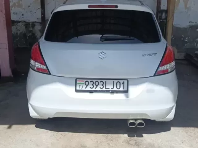 Suzuki Swift, 2011 1, avtobaza.tj