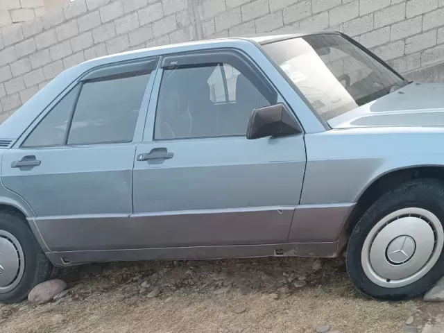 Mercedes-Benz 190, 1986 1, avtobaza.tj