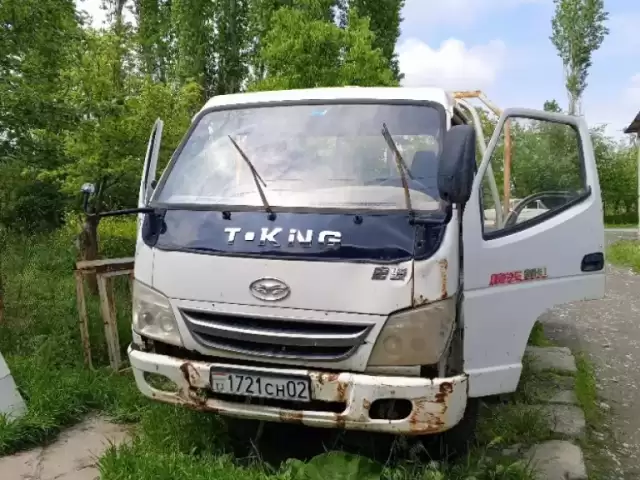 Грузовики T-KING, 2013 1, avtobaza.tj