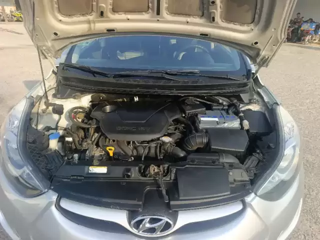 Hyundai Elantra, 2011 1, avtobaza.tj