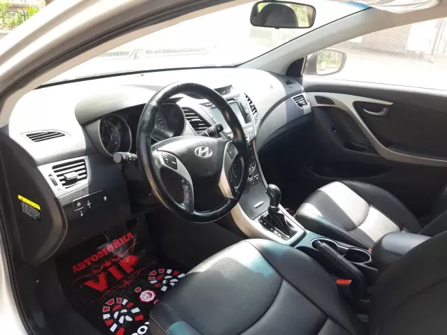 Hyundai Avante, 2014 1, avtobaza.tj