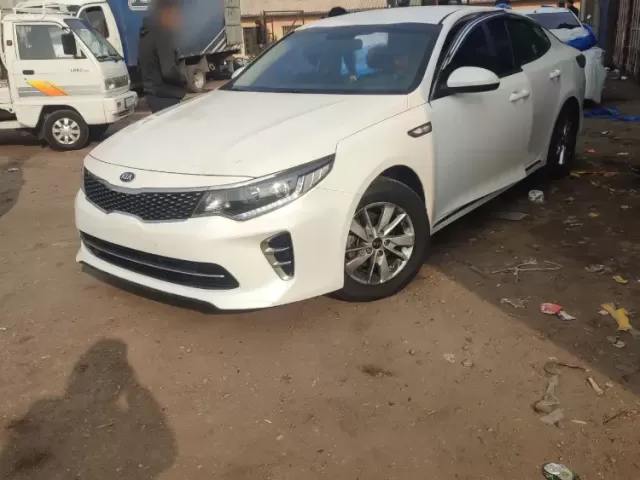 Kia K5, 2017 1, avtobaza.tj