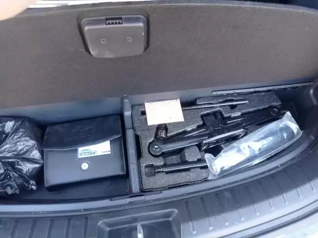 Hyundai Santa Fe, 2015 1, avtobaza.tj