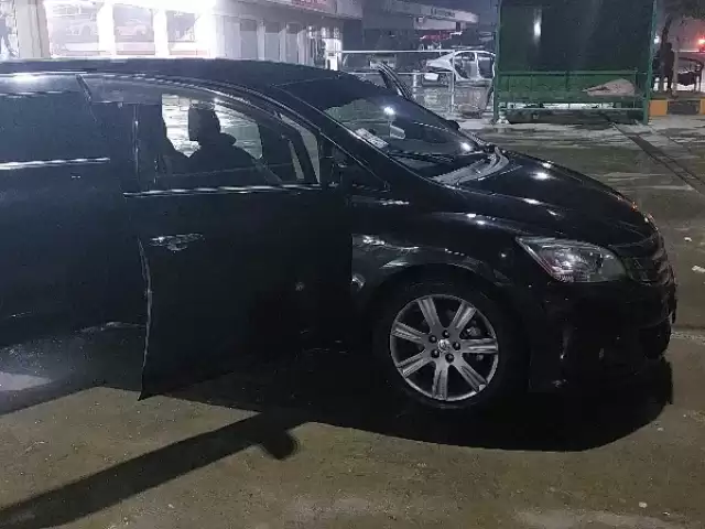 Toyota Mark X ZiO, 2007 1, avtobaza.tj