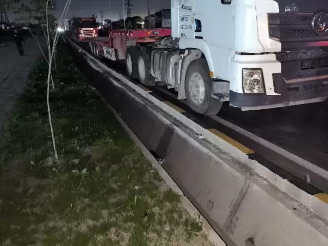 Тягач Shacman, 2021 1, avtobaza.tj