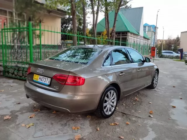 Audi A4, 2010 1, avtobaza.tj