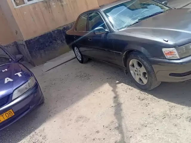 Toyota Cresta, 1998 1, avtobaza.tj