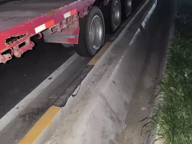 Присеп контейнеровоз, 2025 1, avtobaza.tj Присеп контейнеровоз, 2025 1, avtobaza.tj