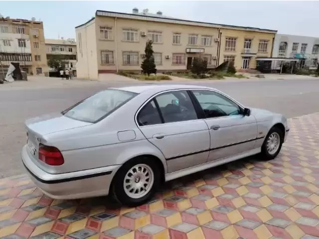 BMW 5 Series 525, 1998 1, avtobaza.tj