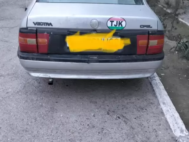 Opel Vectra A, 1992 1, avtobaza.tj