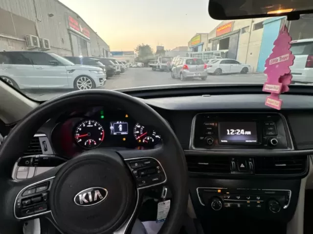 Kia Optima 1, avtobaza.tj